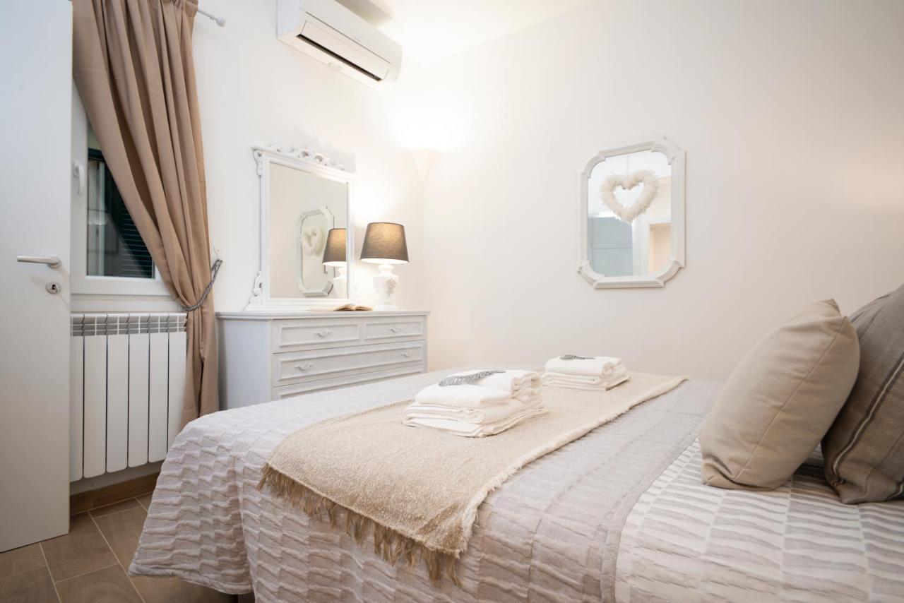 Sweet Luce Di Trastevere Apartment *